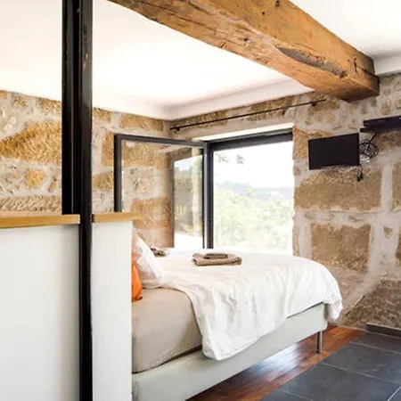 Ferienhaus Grosses Renoviertes In